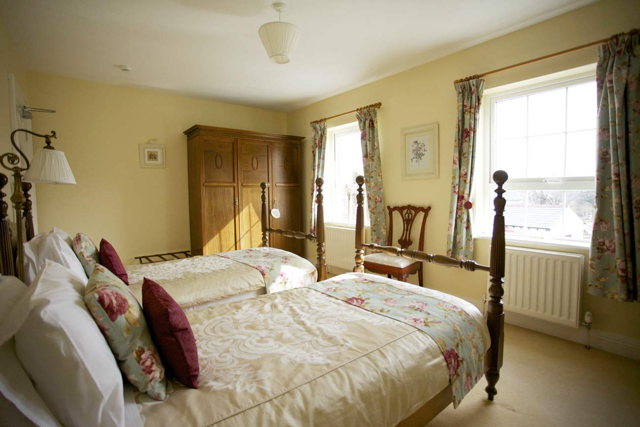 Glen House B&B Twin Room